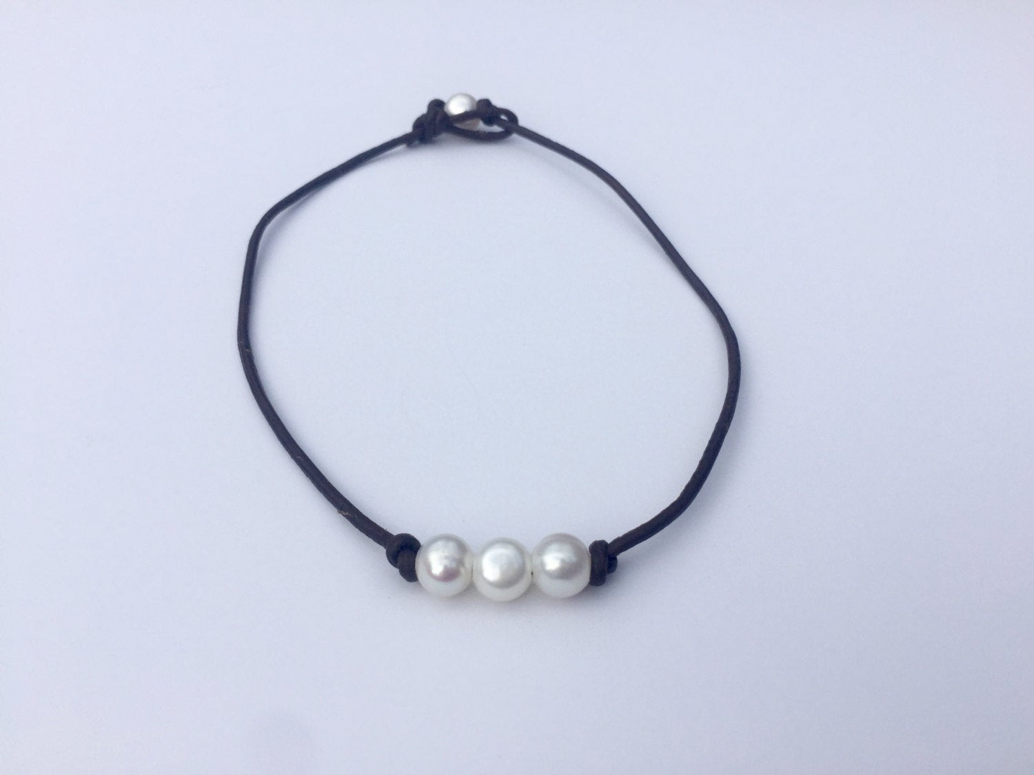 Freshwater Pearl Leather Necklace
 Three Freshwater Pearl Leather Necklace