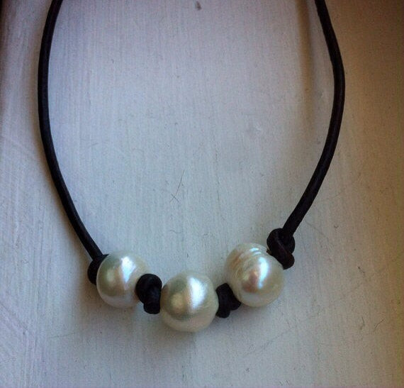 Freshwater Pearl Leather Necklace
 Freshwater pearl and leather necklace floating pearls