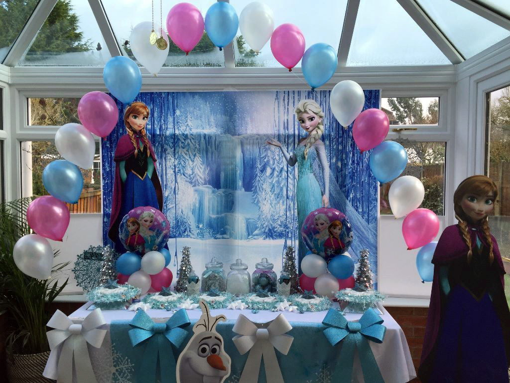 Frozen Birthday Decoration Ideas
 Free Printable Frozen Movie Birthday Invitations Party