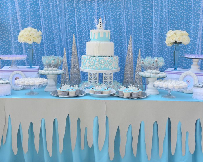 Frozen Birthday Party Supplies
 Frozen Party Decorations for a Festive Winter Fete