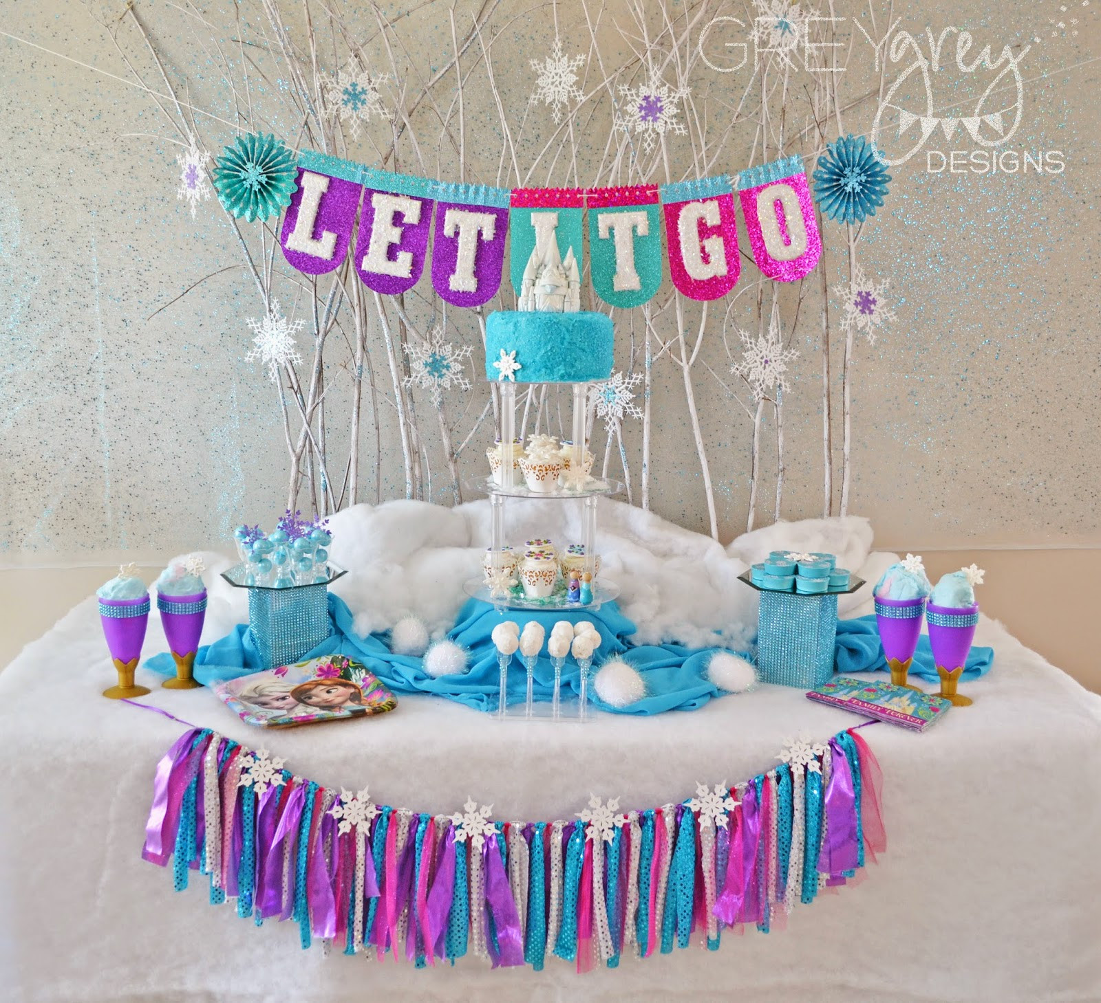 Frozen Birthday Party Supplies
 GreyGrey Designs Giveaway Frozen Birthday Party Pack for