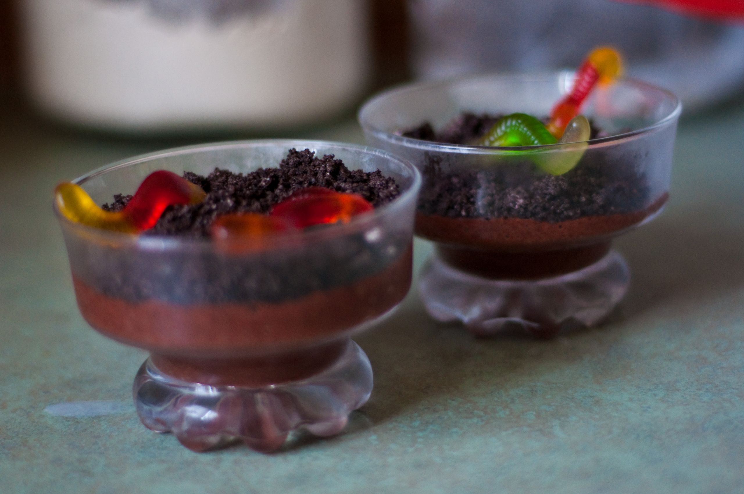 Fun Desserts To Make With Kids
 Dirt Cups and Ant Hills – Desserts for Kids