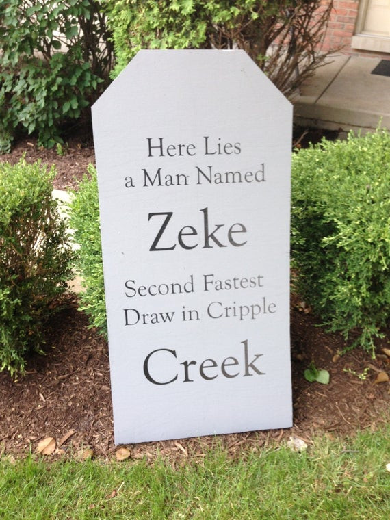 Funny Headstone Quotes
 Halloween Funny Tombstone Quotes QuotesGram