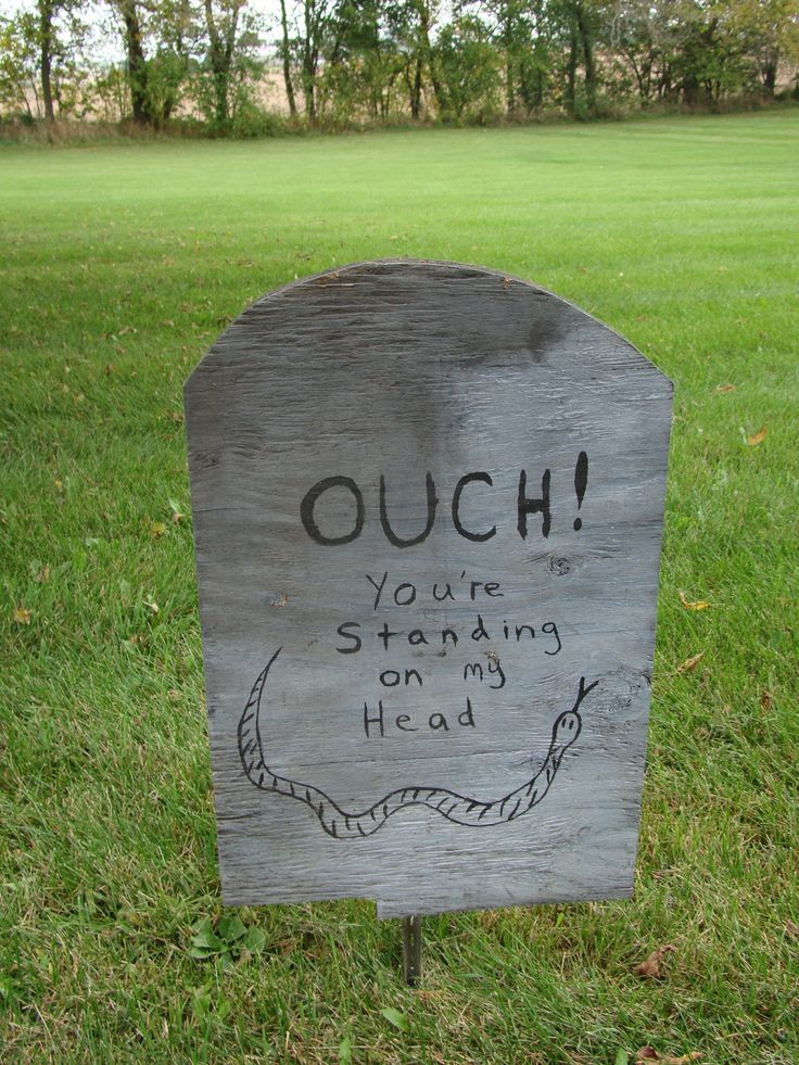 Funny Headstone Quotes
 Halloween Funny Tombstone Quotes QuotesGram