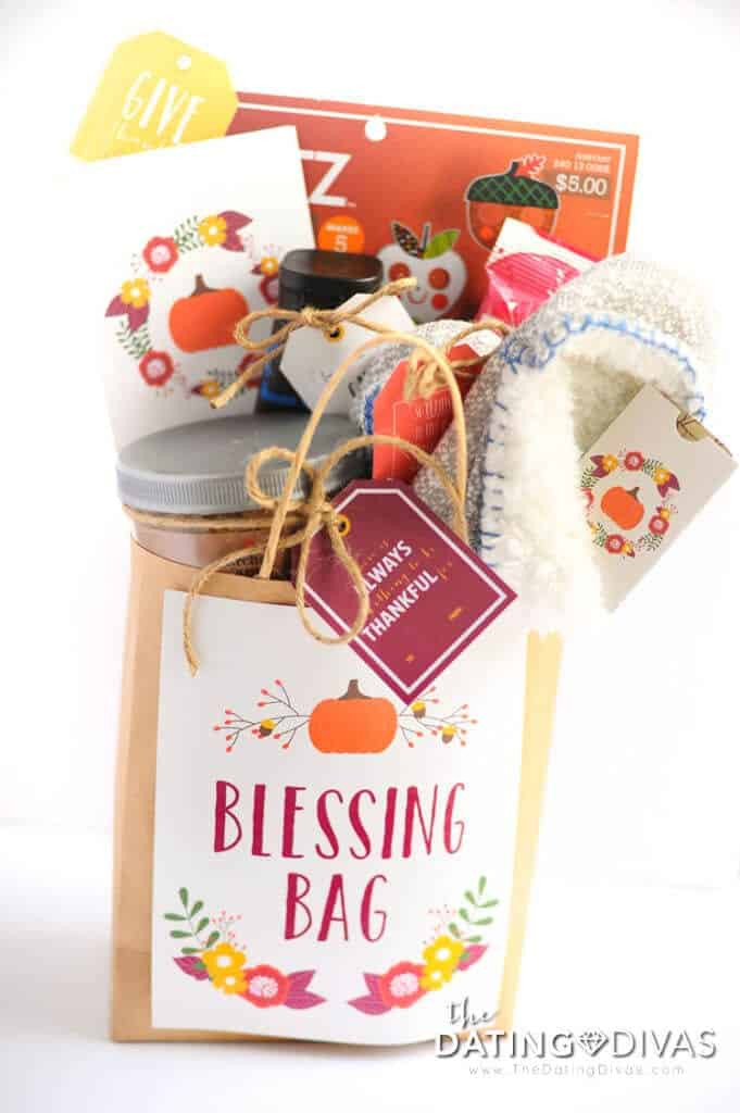 Gift Ideas For Thanksgiving
 8 Quick & Simple Thanksgiving Teacher Gifts