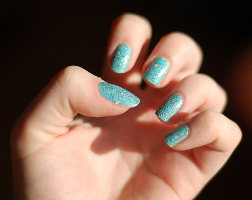 Glitter Nails Tumblr
 blue glitter nails on Tumblr