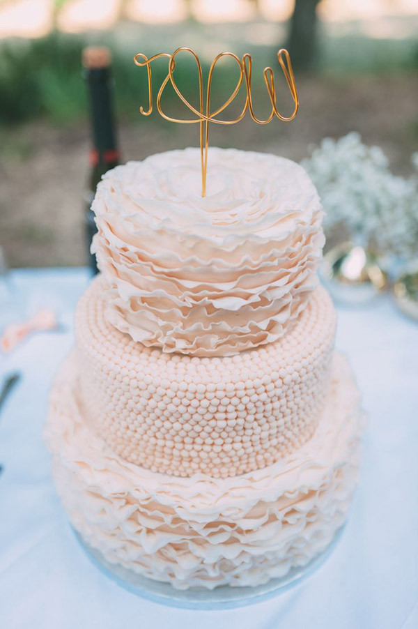 Gold Wedding Cake Toppers
 28 Inspirational Pink Wedding Cake Ideas