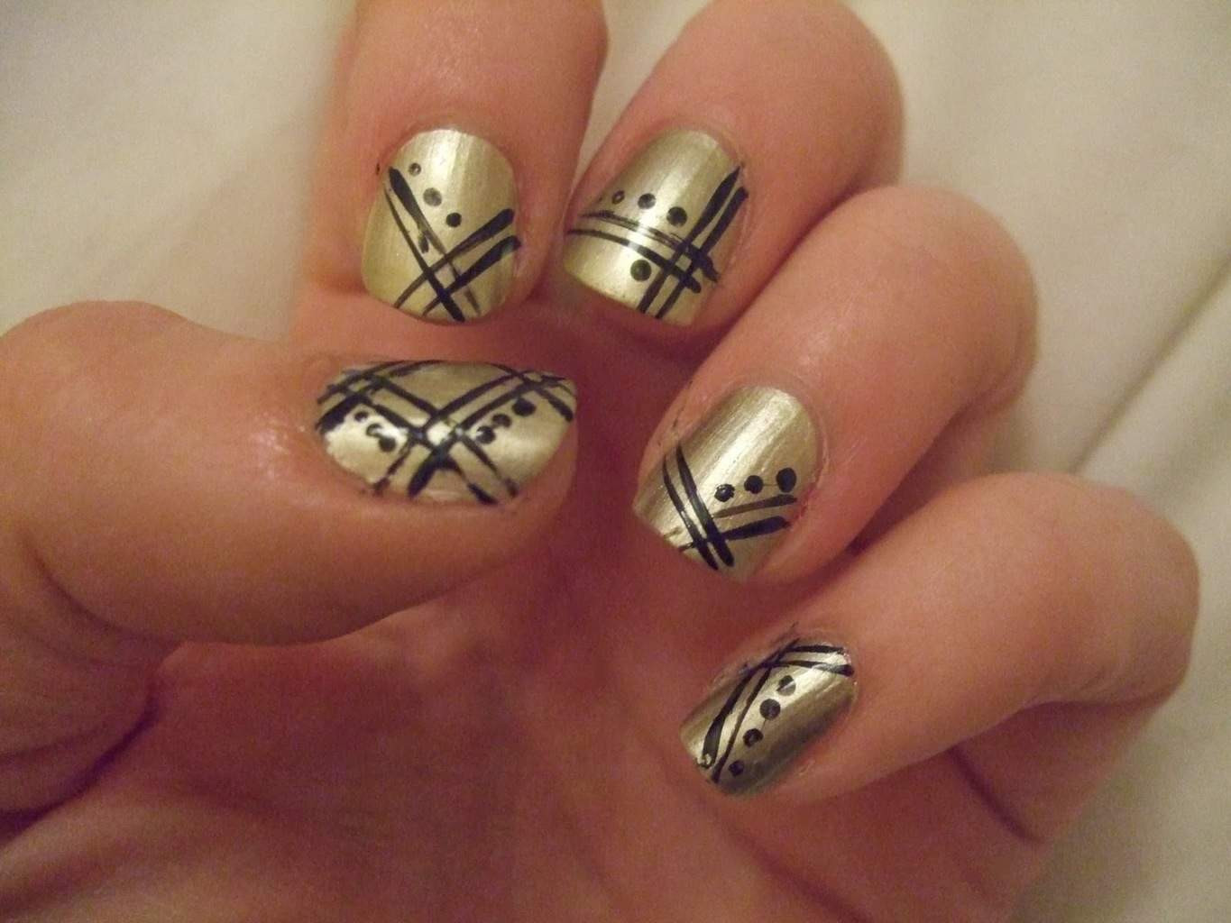 Golden Nail Art Designs
 50 Cute & Beautiful Nail Art Designs To Try Right Now