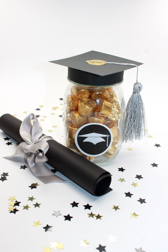 Graduation Party Favor Ideas Diy
 DIY Graduation Mason Jar Party Favors and Grad Gift Craft