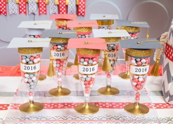 Graduation Party Souvenirs Ideas
 20 Grad Party Ideas You ll Want To Steal Immediately