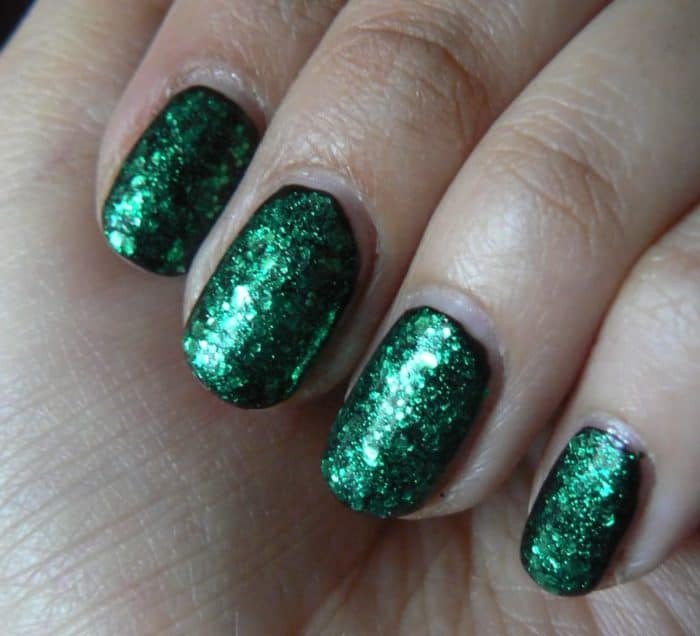 Green Glitter Nails
 27 Stunning Prom Nail Art Designs – SheIdeas