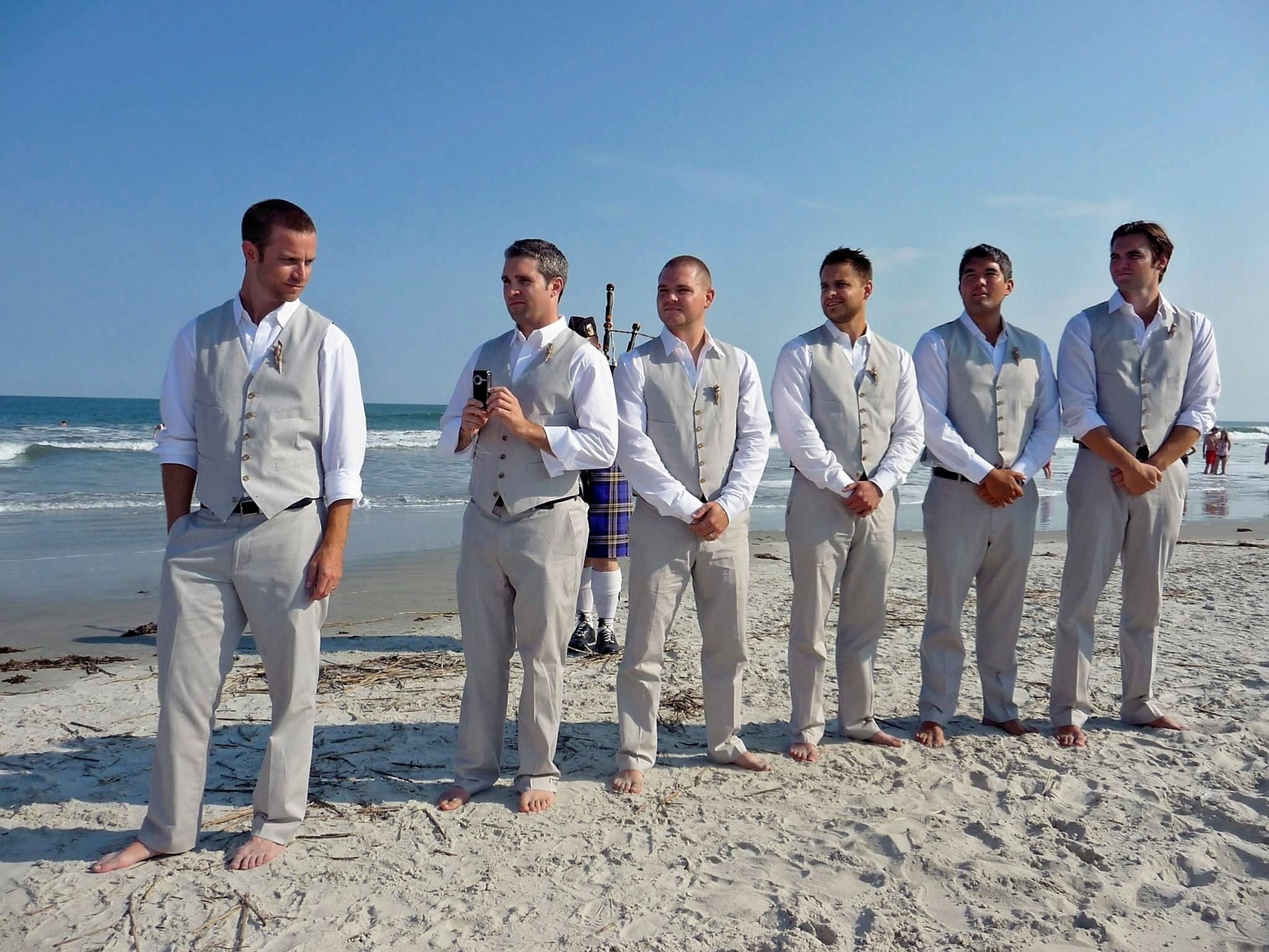 Groomsmen Beach Wedding
 Beach Wedding Groomsmen Attire Ideas 5 – OOSILE