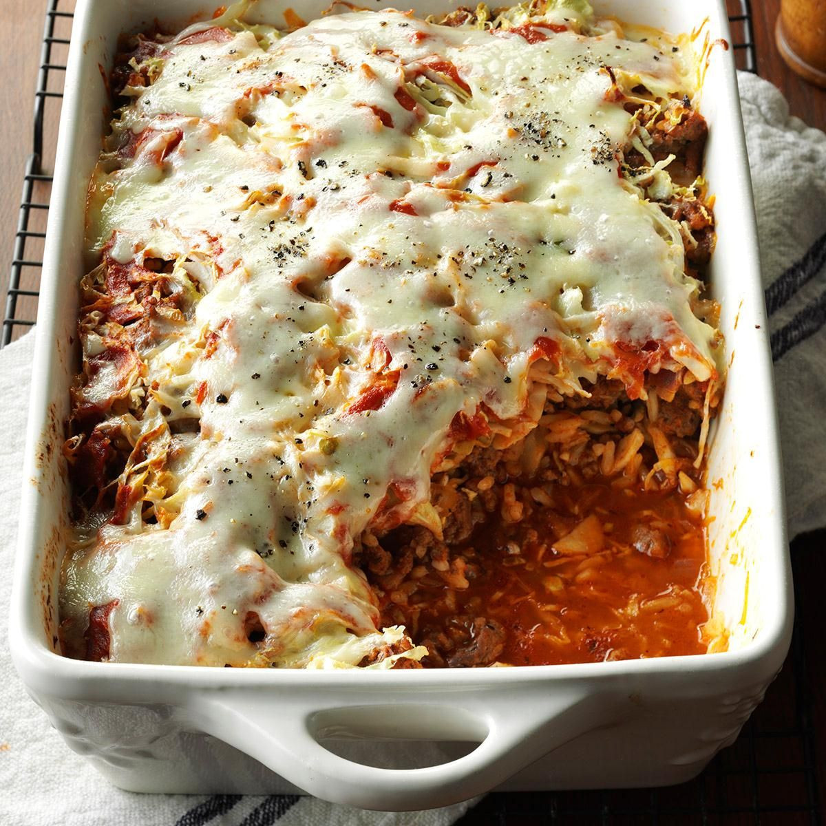 Ground Beef And Rice Casserole With Tomato Sauce
 Cabbage Roll Casserole Recipe