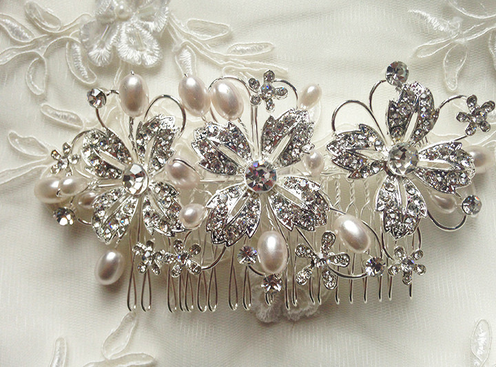Hair Brooches
 Perfect Hair Brooches For Weddings You ve Always Desired