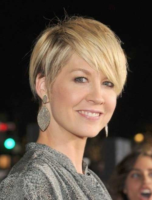 Hair Cut For Women Over 40
 30 Best Short Haircuts for Women Over 40