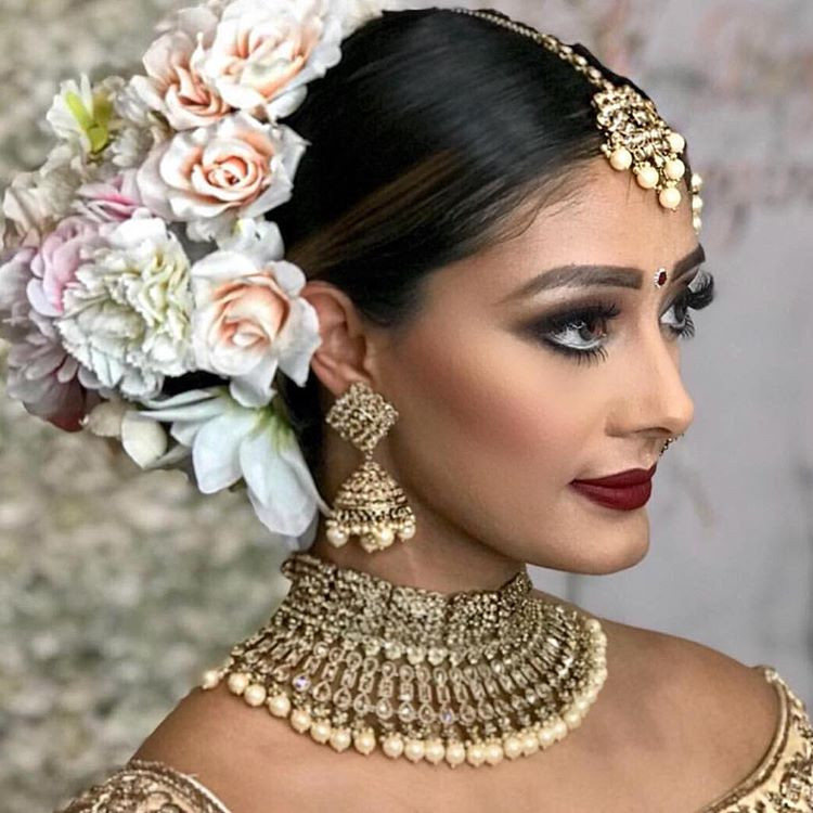 Hairstyle For Indian Brides
 11 Hottest Indian Bridal Hairstyles For Your Wedding