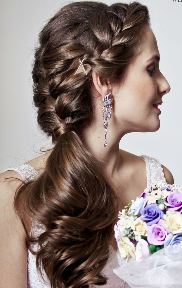 Hairstyle For Wedding
 Elegant Updos and More Beautiful Wedding Hairstyles