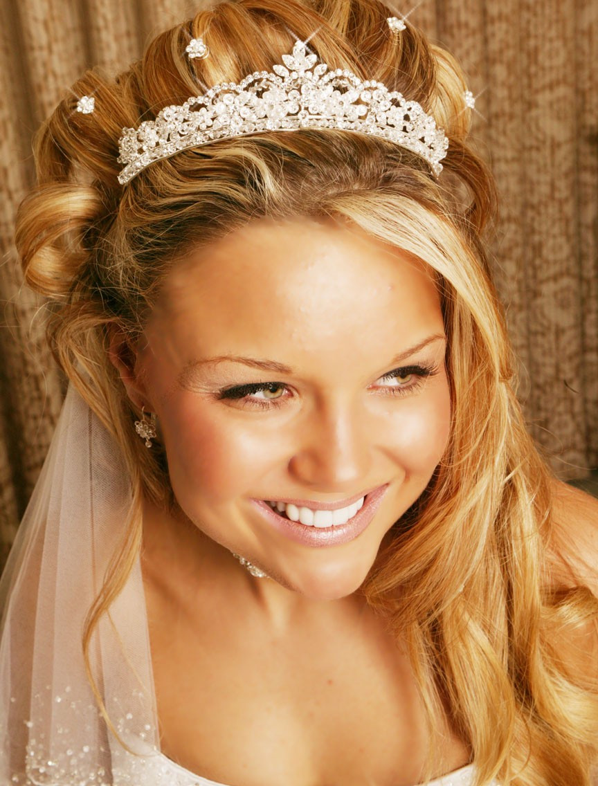 Hairstyle For Wedding Day
 20 Perfect Bridal Hairstyles For The Wedding Day The Xerxes