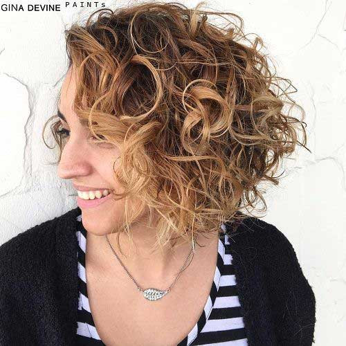 Hairstyle Short Curly
 Stylish Curly Hairstyles for Short Haired La s