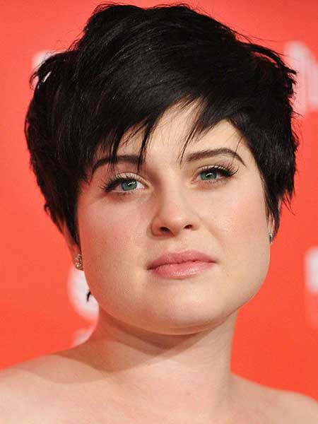 Hairstyles For Chubby Women
 New Short Haircut Ideas for Chubby Faces