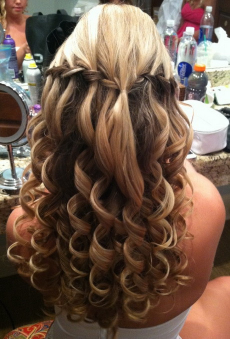 Hairstyles For Prom With Braids And Curls
 Prom hairstyles with braids and curls