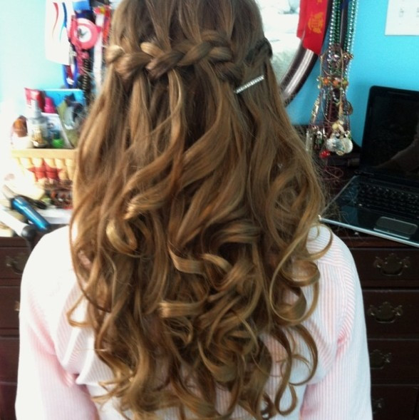 Hairstyles For Prom With Braids And Curls
 40 Hairstyles for Prom Night with Braids and Curls