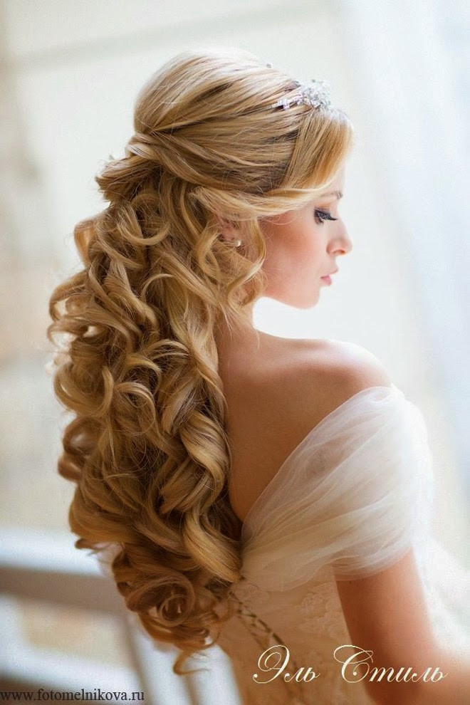 Hairstyles For Wedding Bride
 Luxurious Wedding Hairstyles