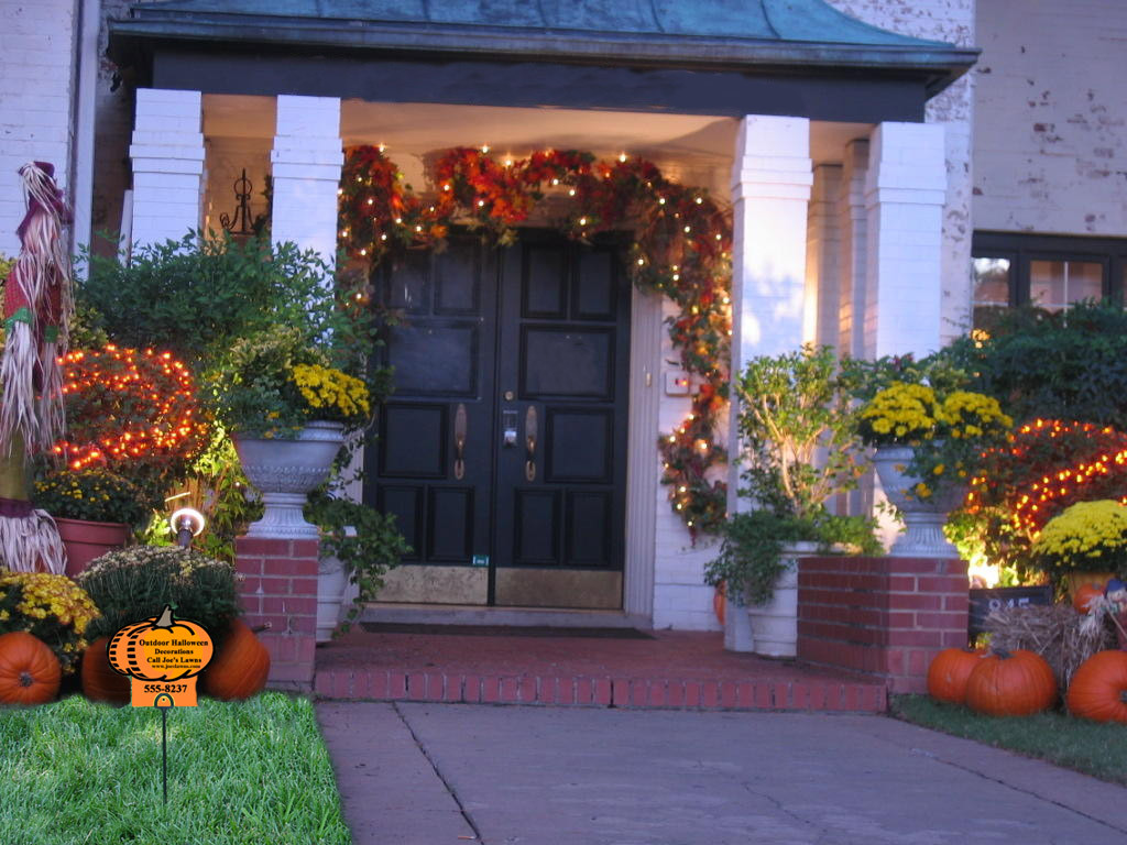 Halloween Decorations Outdoor
 Design with Panache Outdoor Decorating for Autumn