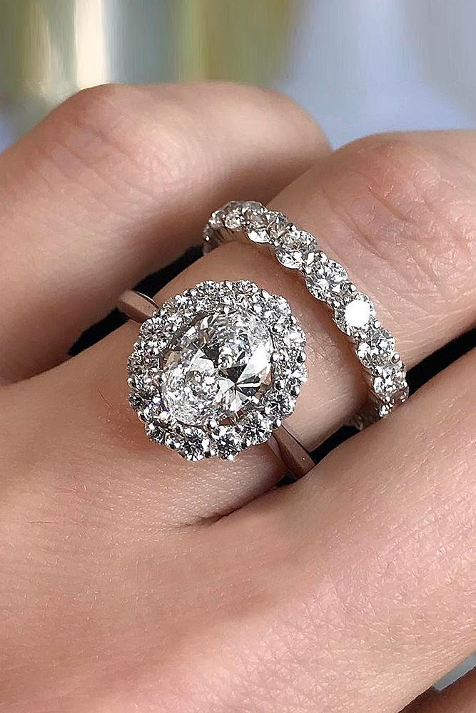 Halo Wedding Ring Set
 18 Beautiful Wedding Ring Sets For Your Girl