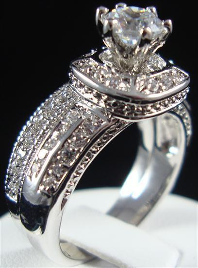 Halo Wedding Ring Set
 2 pcs Vintage Halo CZ Cubic Zirconia Bridal Engagement