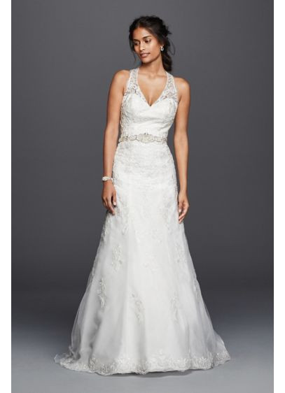 Halter Wedding Dress
 Jewel Lace Wedding Dress with Halter Neckline