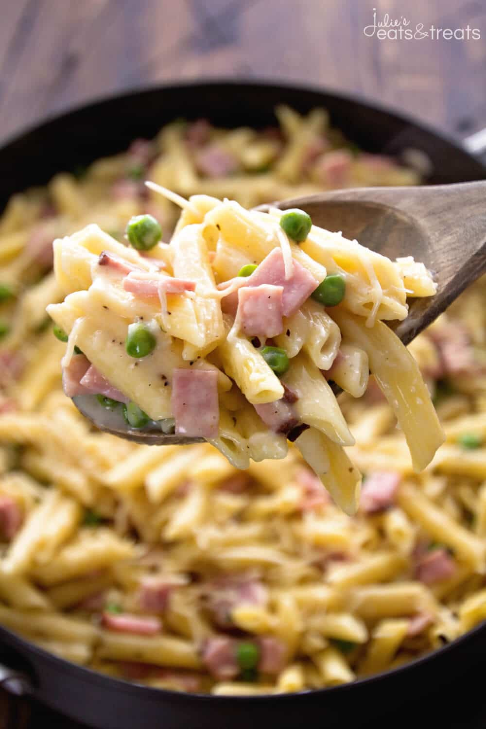 Ham And Pasta Recipes
 e Pot Ham & Penne Skillet Recipe VIDEO Julie s Eats
