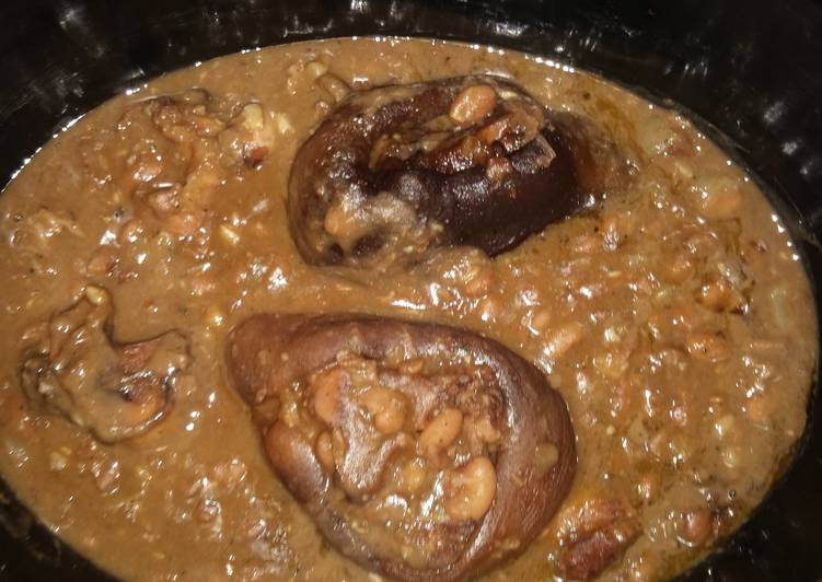 Ham Hock Recipes Slow Cooker
 Slow cook Hamhocks with Pinto Beans Recipe by Valerieeliz