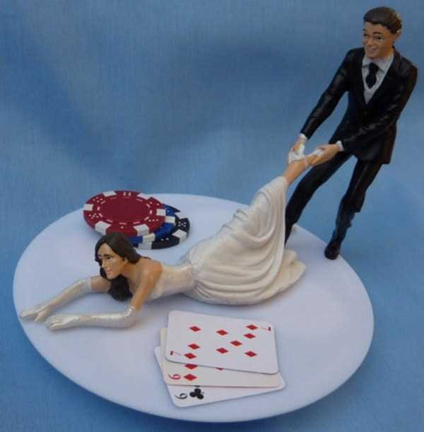 Hilarious Wedding Cake Toppers
 20 Awesomely Funny Wedding Cake Toppers
