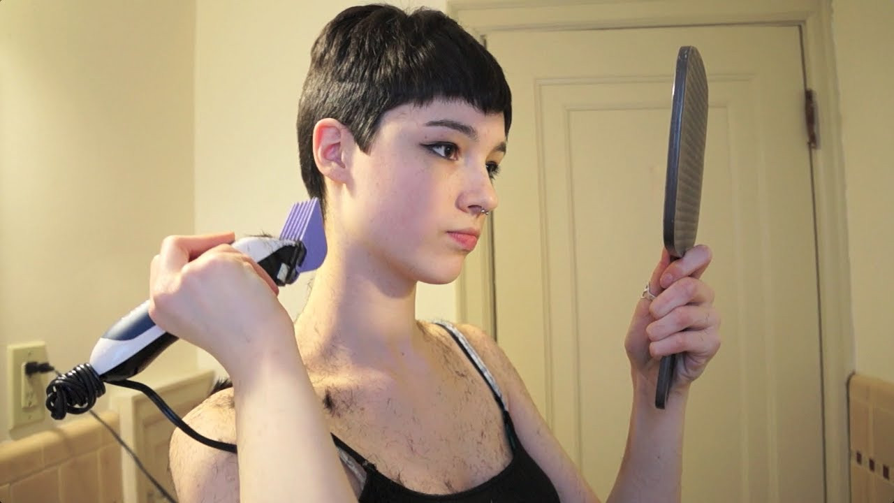How To Cut Your Own Hair Short In The Back
 Trimming My Pixie Cut