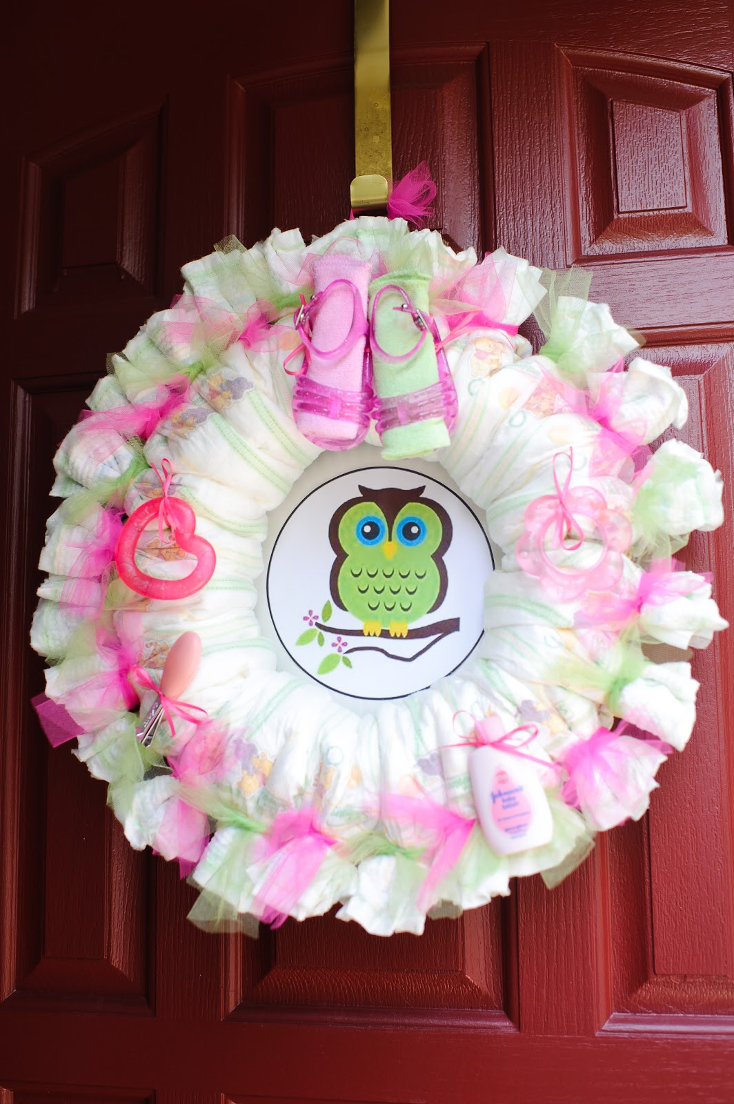 Ideas For Baby Shower Decorations
 The Mandatory Mooch Baby Shower Diaper Wreath