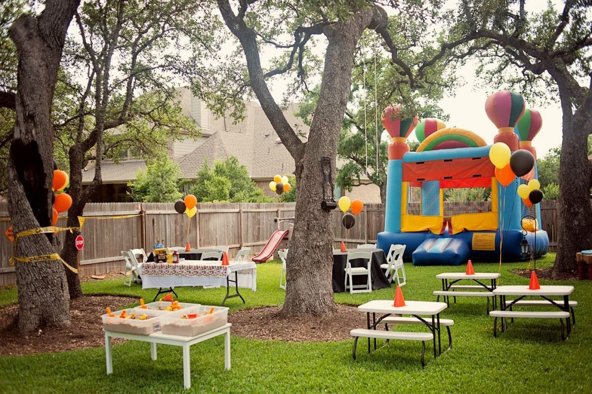 Ideas For Backyard Water Party
 Top 20 Summer Backyard Party Decoration Ideas For Your