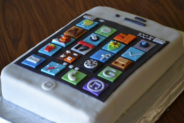 Iphone Birthday Cake
 iPhone Birthday Cake