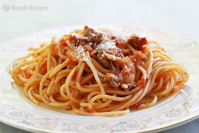 Italian Sausage Spaghetti Sauce
 EASY Italian Sausage Spaghetti Recipe