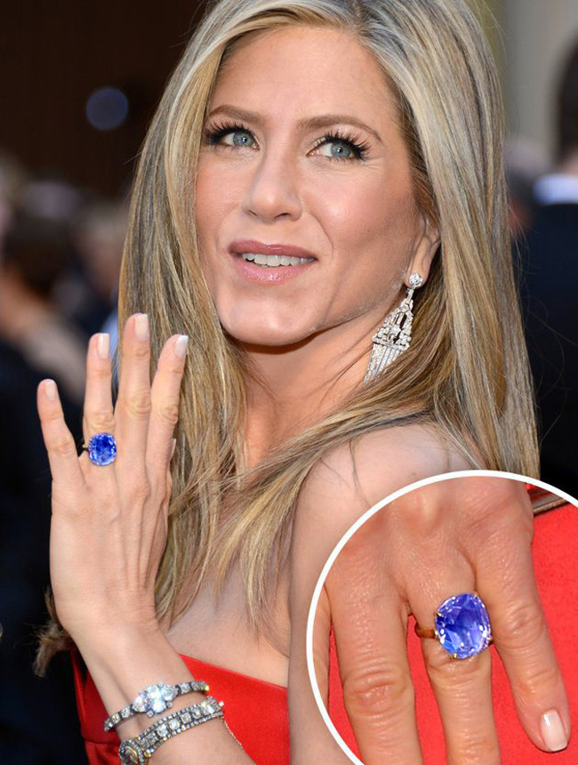 Jennifer Aniston Wedding Ring
 11 Celebrity Engagement Rings Reinvented With Sapphires