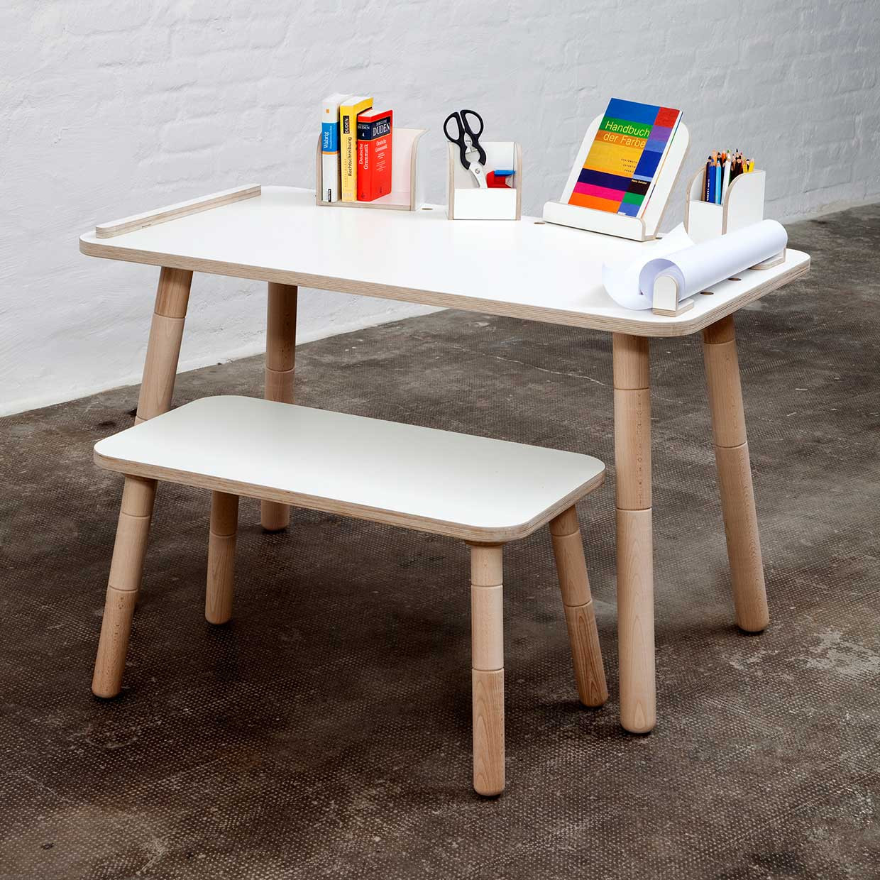Kids Desk Table
 GROWING TABLE – Desk for children that grows by pure position