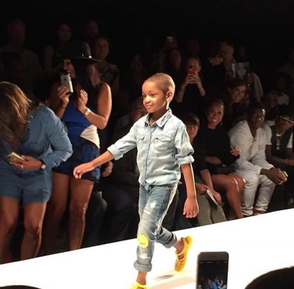 Kids Fashion Show Music
 Leah Still Graces The New York Fashion Week Runway During