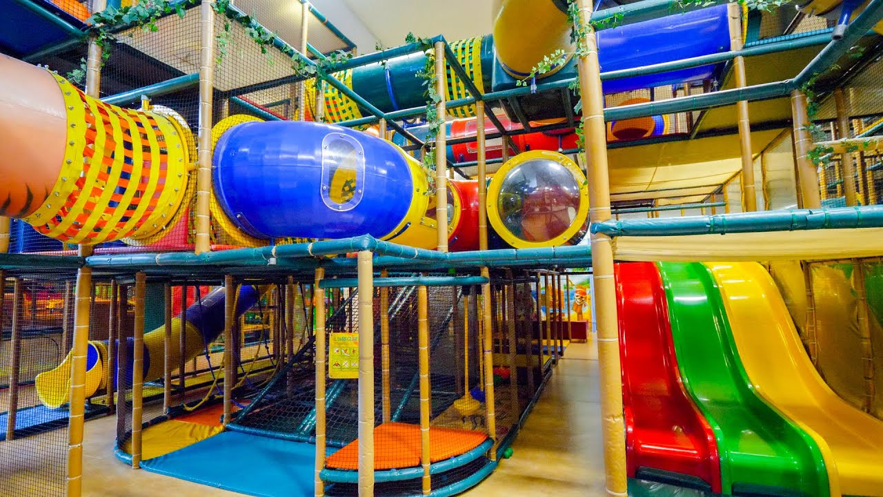 Kids Indoor Play Centre
 Indoor Playground Fun for Kids at Busfabriken Soft Play