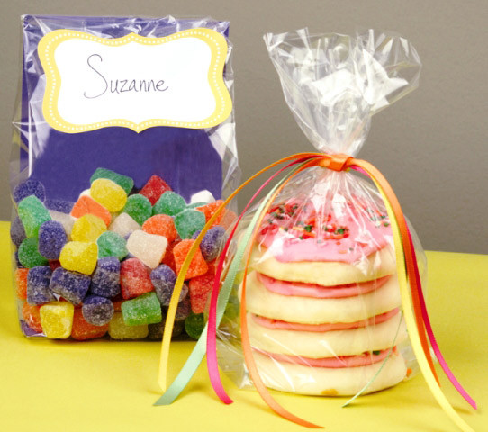 Kids Party Gift Bag
 Easy t wrapping with cellophane bags Paper Source Blog