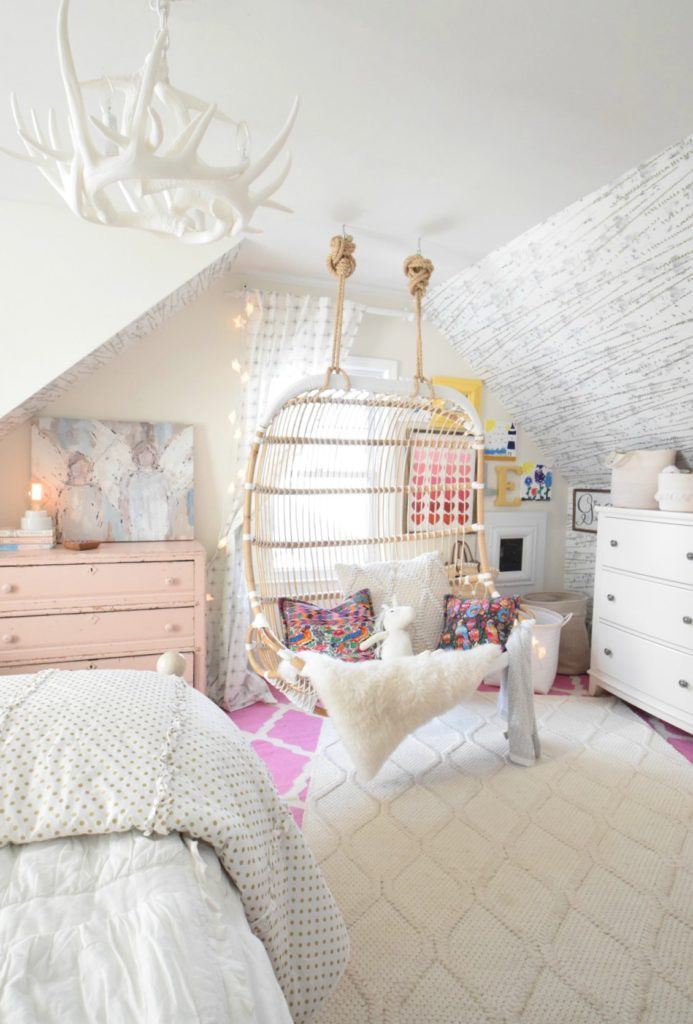 Kids Room Decor Ideas For A Small Room
 How to Keep a Kids Room Clean and Organized in a Small