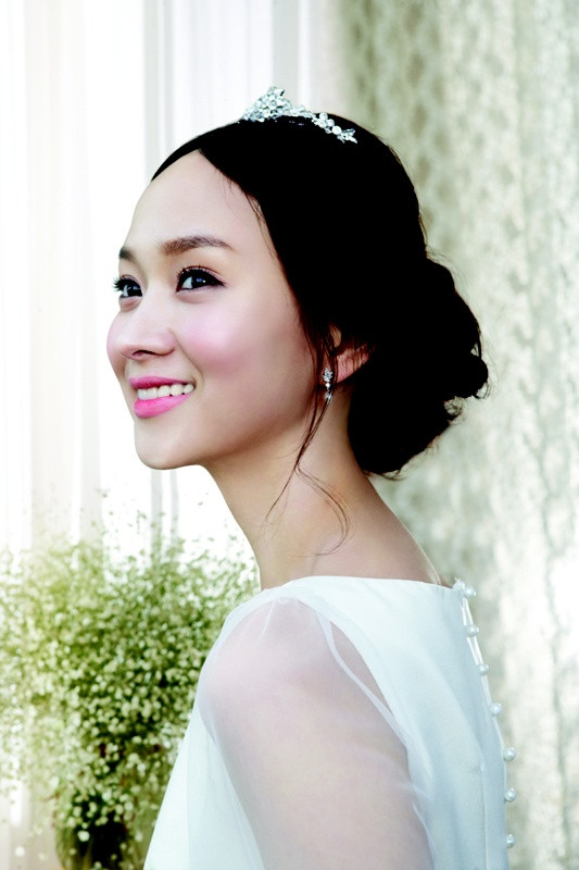 Korean Wedding Hairstyles
 55 best Korean Wedding Hair Makeup images on Pinterest