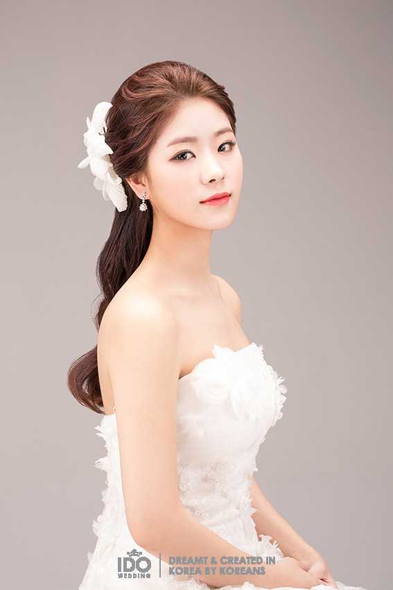 Korean Wedding Hairstyles
 KOREAN WEDDING PHOTO – HAIR & MAKEUP STYLE