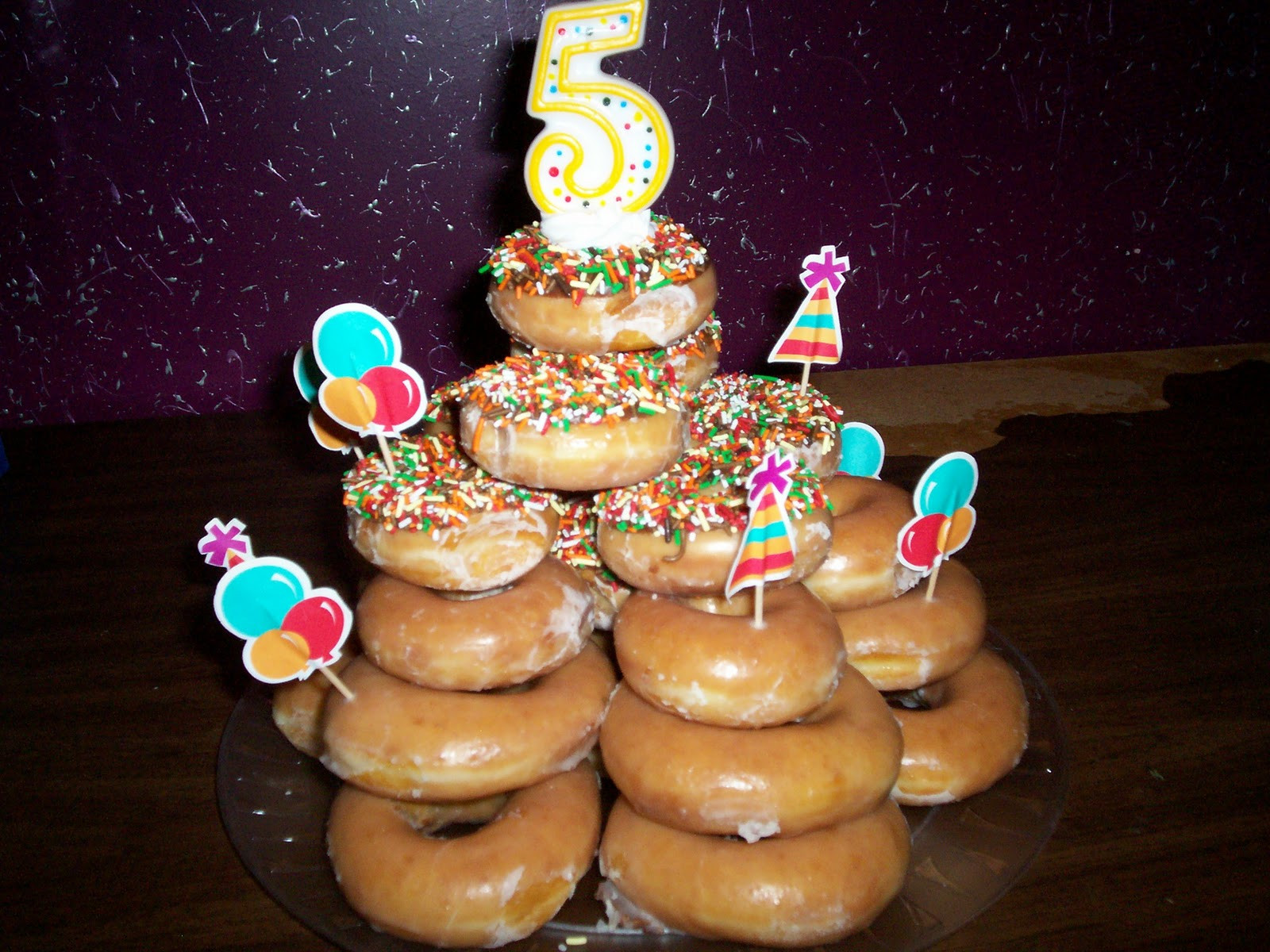 Krispy Kreme Birthday Cake
 JustJenny Krispy Kreme Donut Cake for Little Honey s