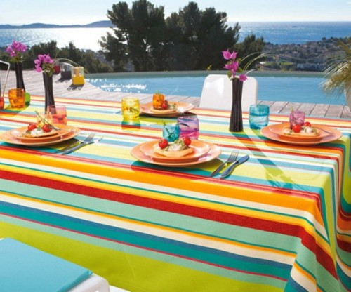 Labor Day Pool Party Ideas
 25 Best Summer Tablecloth Ideas For A Meal Outdoors
