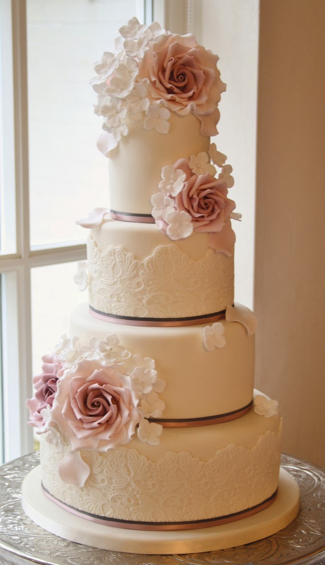 Lace Wedding Cake
 Bison Bantaran Gorgeous Lace Wedding Cakes